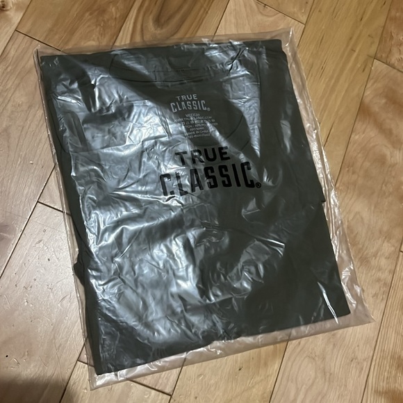 True Classics t-shirts (2) - Size M (men) - Picture 2 of 6